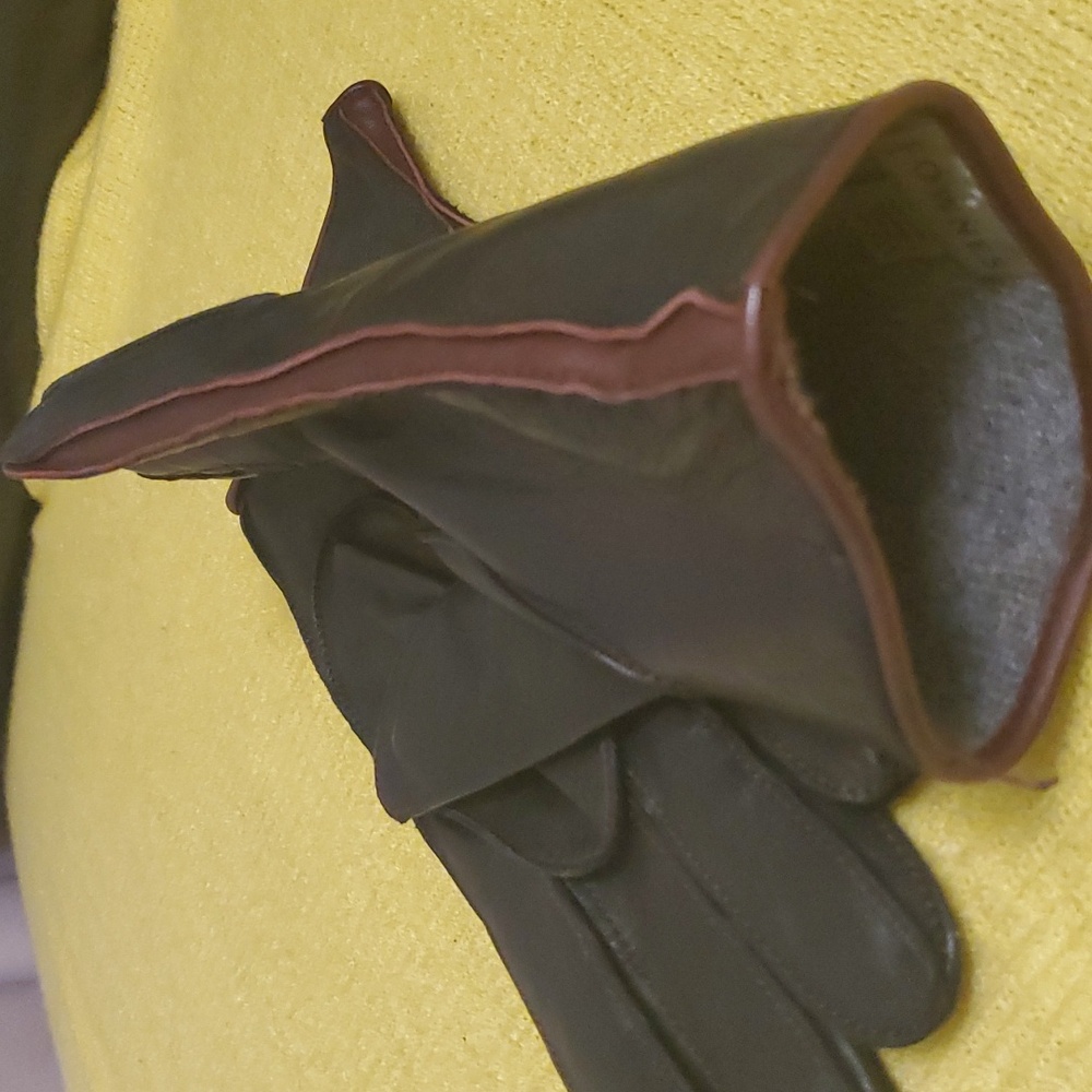 Mens FOWNES Leather groves,Black and Red - Picture 2 of 7